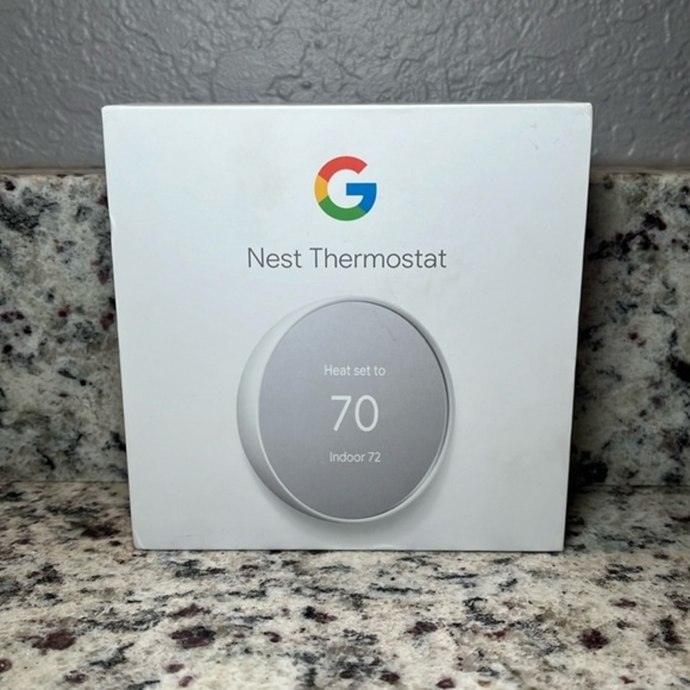 Google Nest Smart Programmable WiFi Thermostat in Snow